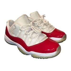 Air Jordan 11 Retro Low